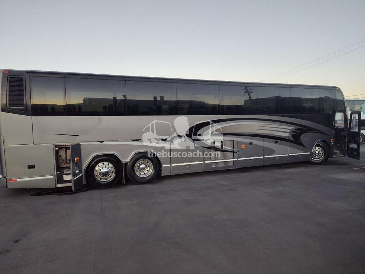 Used 1998 PREVOST H3-41