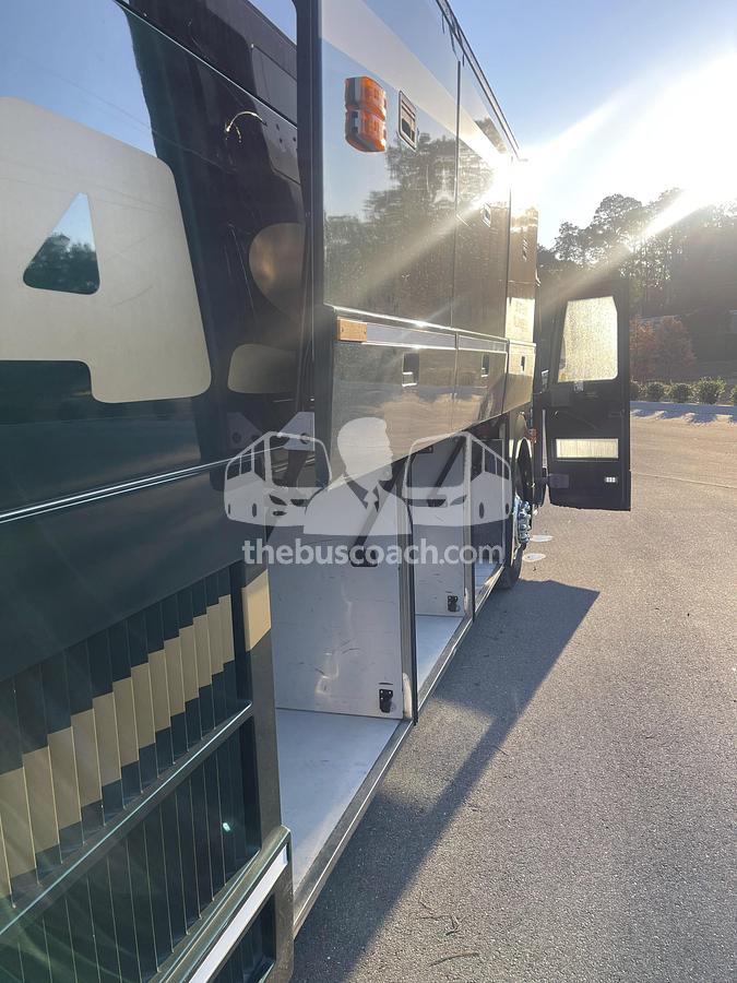 Used 2017 PREVOST H3-45