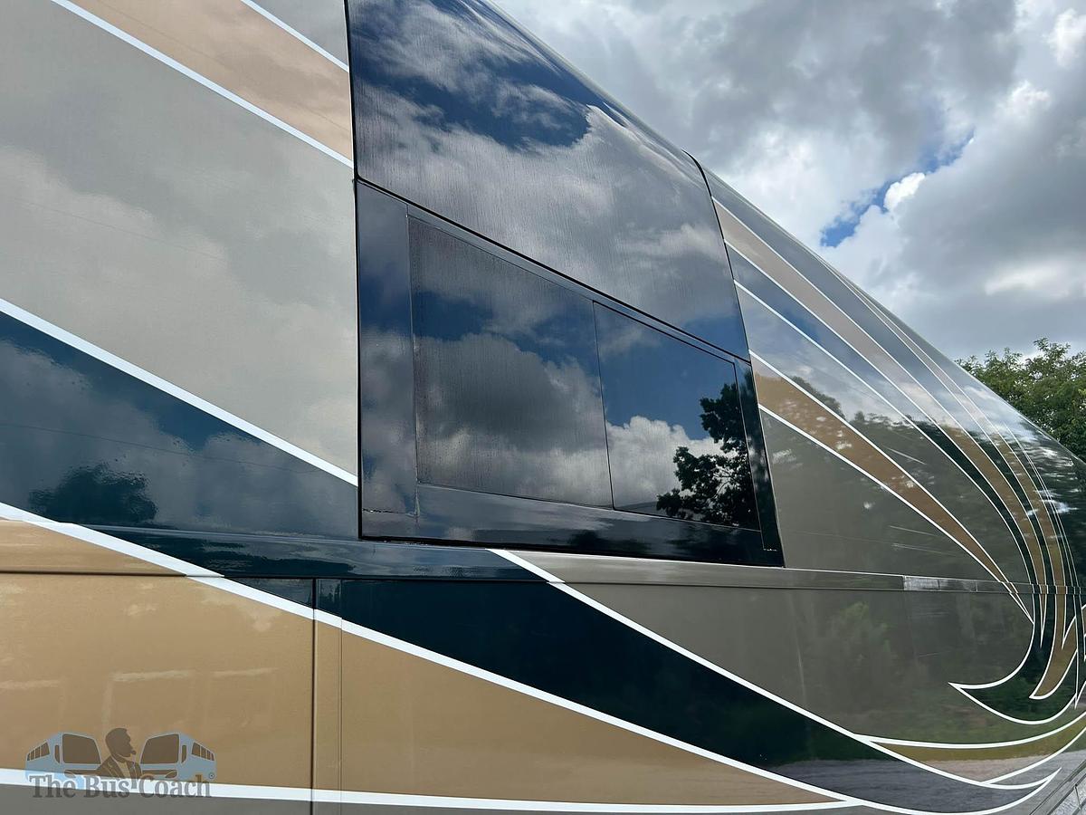 Used 2008 PREVOST XLII