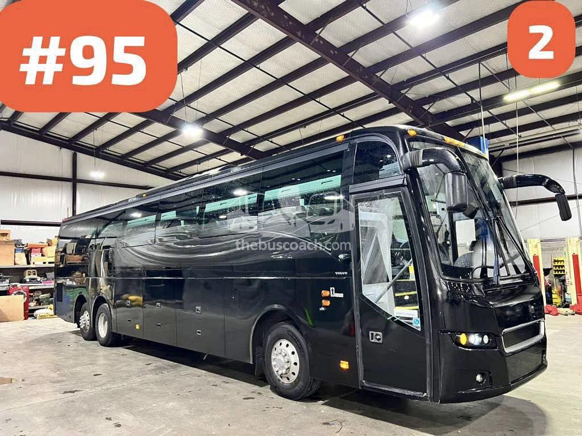 Used 2018 VOLVO 9700