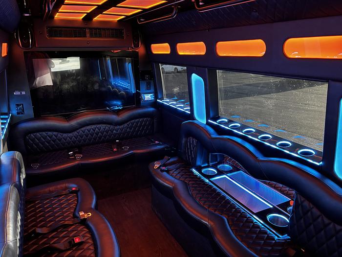 Used 2022 MERCEDES BENZ Sprinter 2500