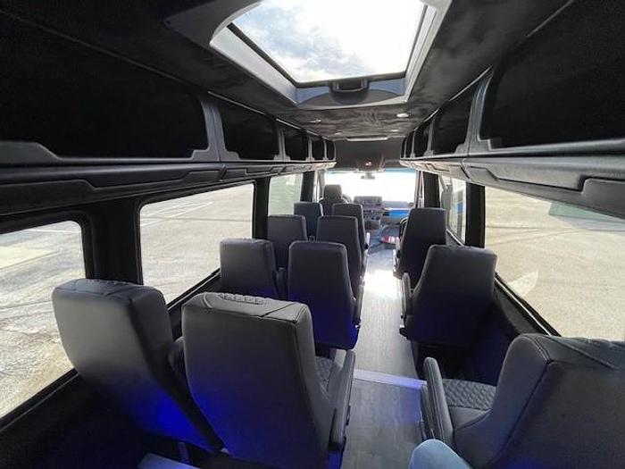 2024 MERCEDES BENZ 3500XD