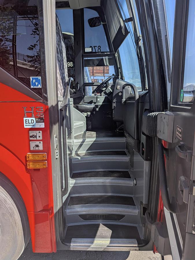 Used 2019 PREVOST H3-45