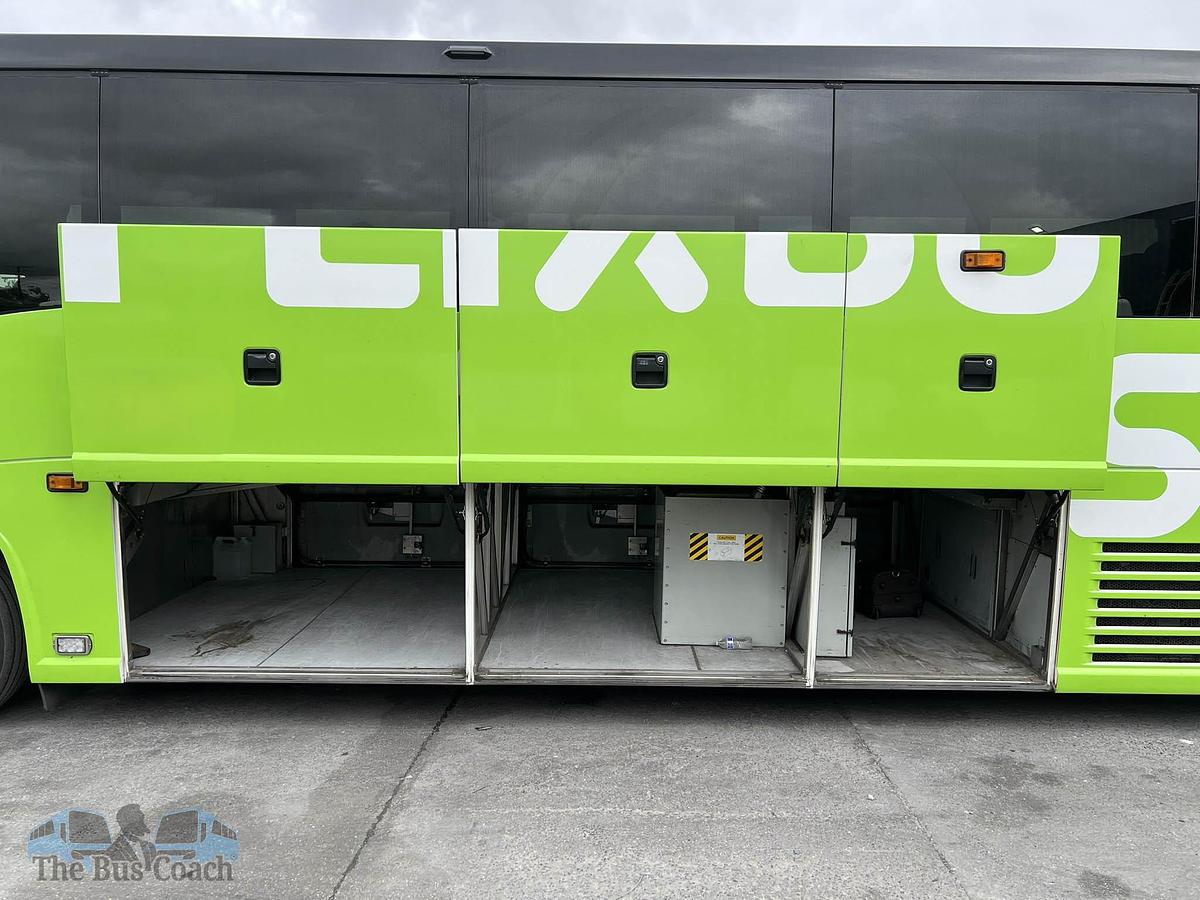 Used 2019 MCI J4500 ADA