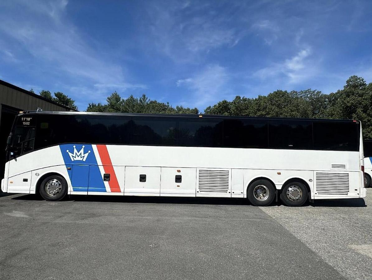 Used 2015 VAN HOOL CX45 ADA