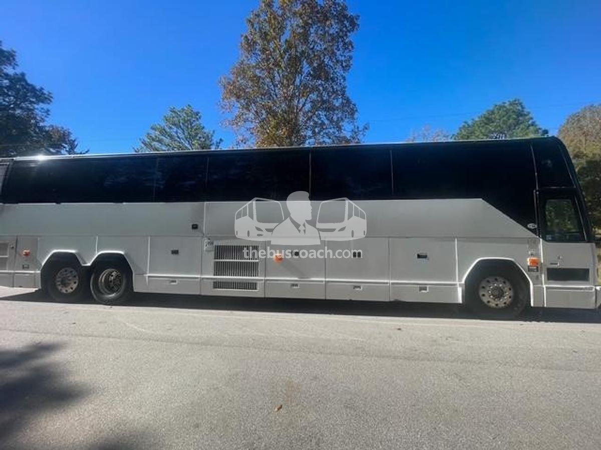 Used 2008 PREVOST H345