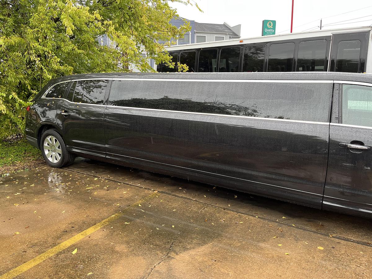 Used 2013 Lincoln MKT