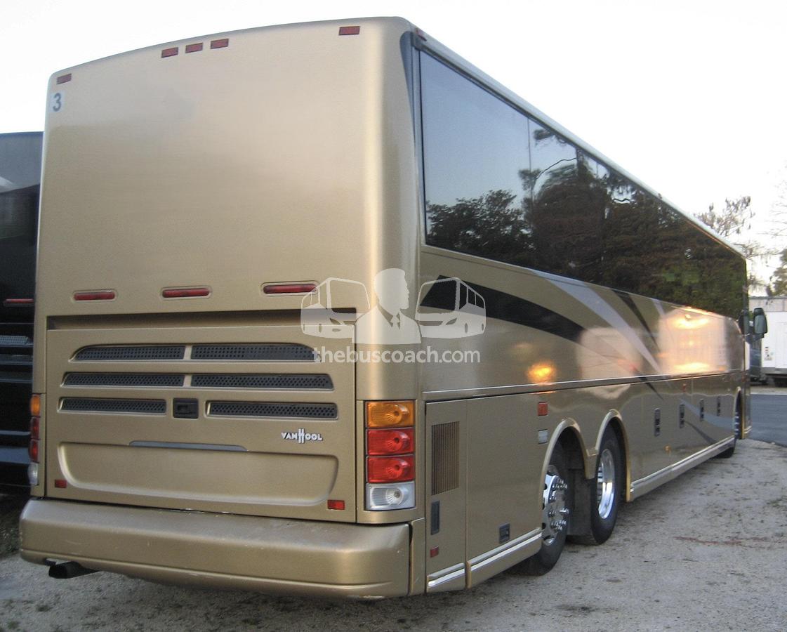 Used 2006 VAN HOOL C2045