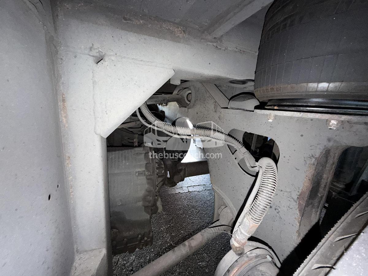 Used 2007 MCI J4500