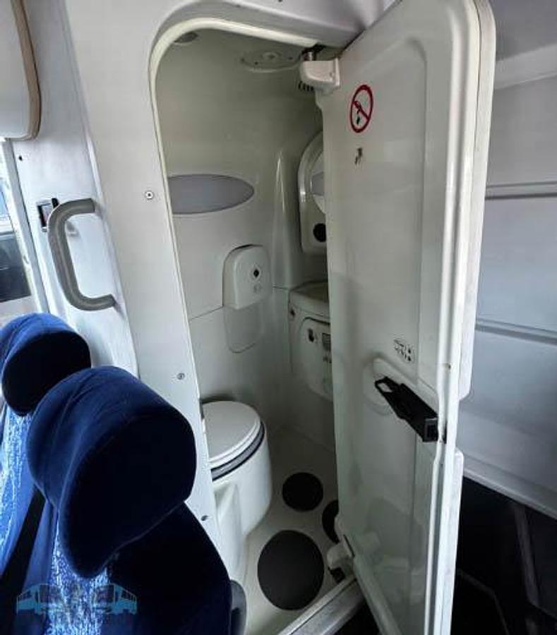 Used 2014 VOLVO 9700