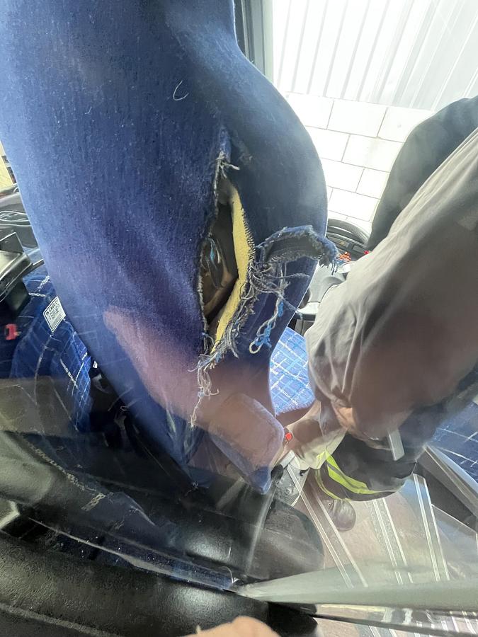 Used 2019 MCI J4500 ADA