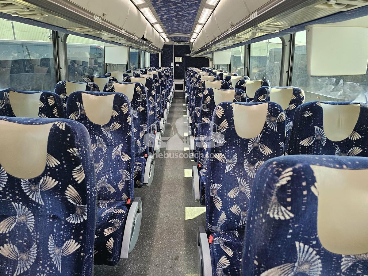 Used 2013 MCI J4500