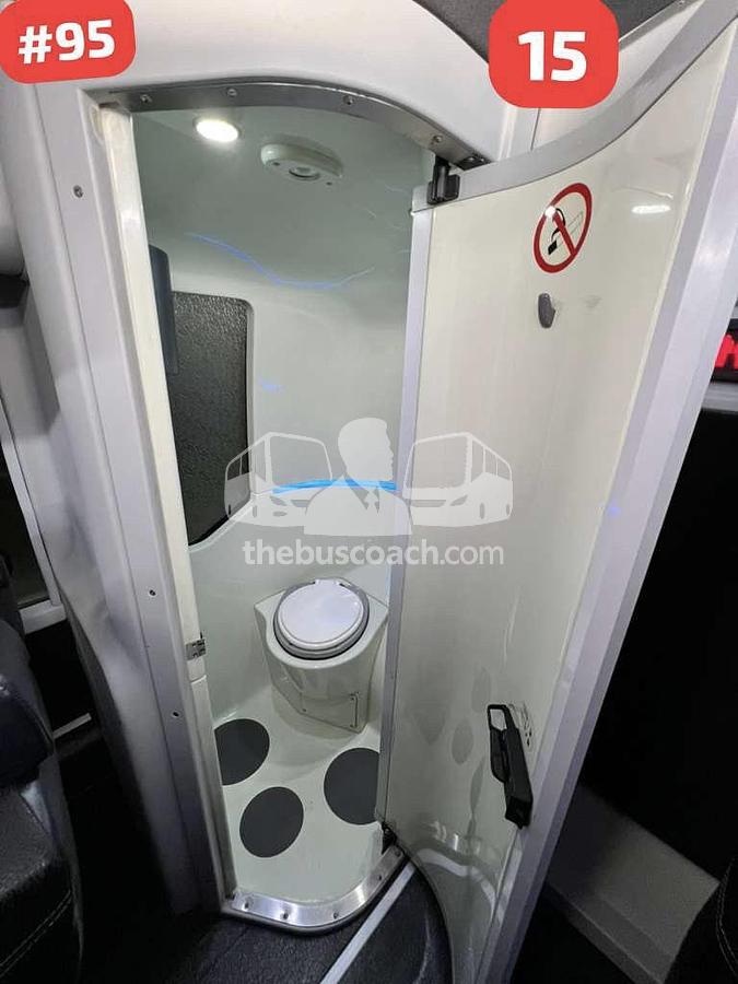 Used 2018 VOLVO 9700