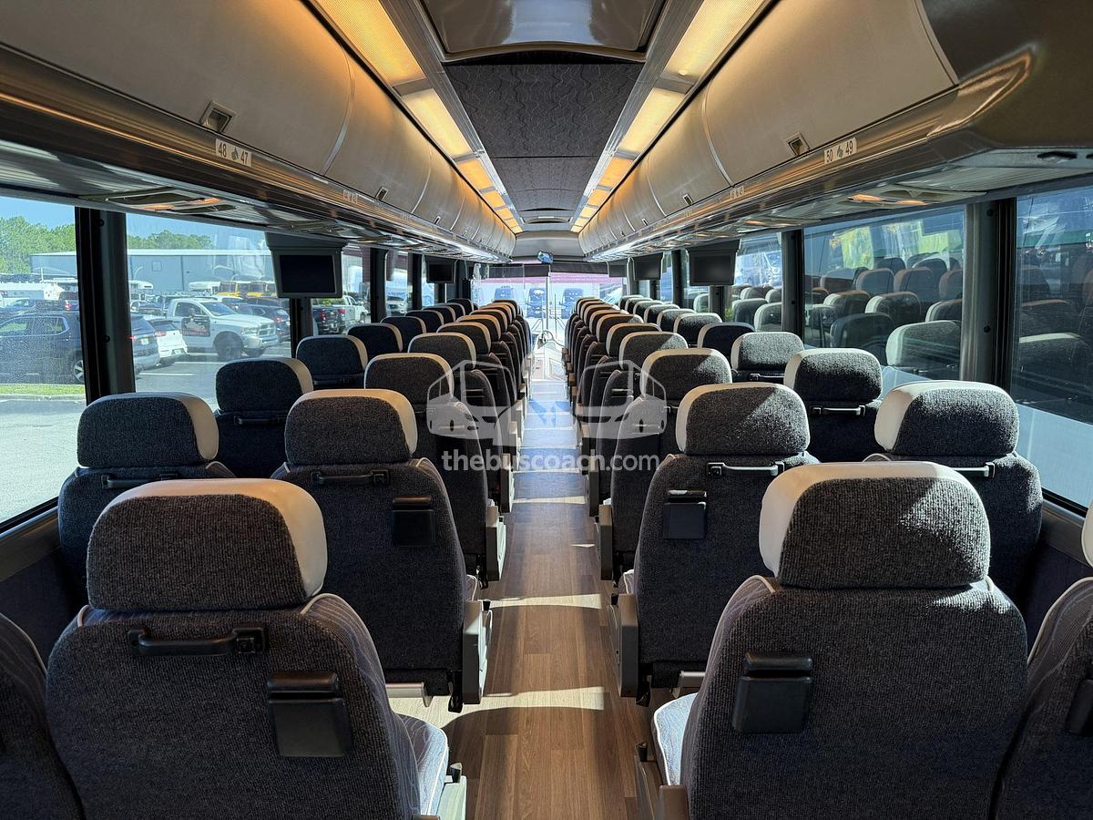 Used 2007 MCI J4500
