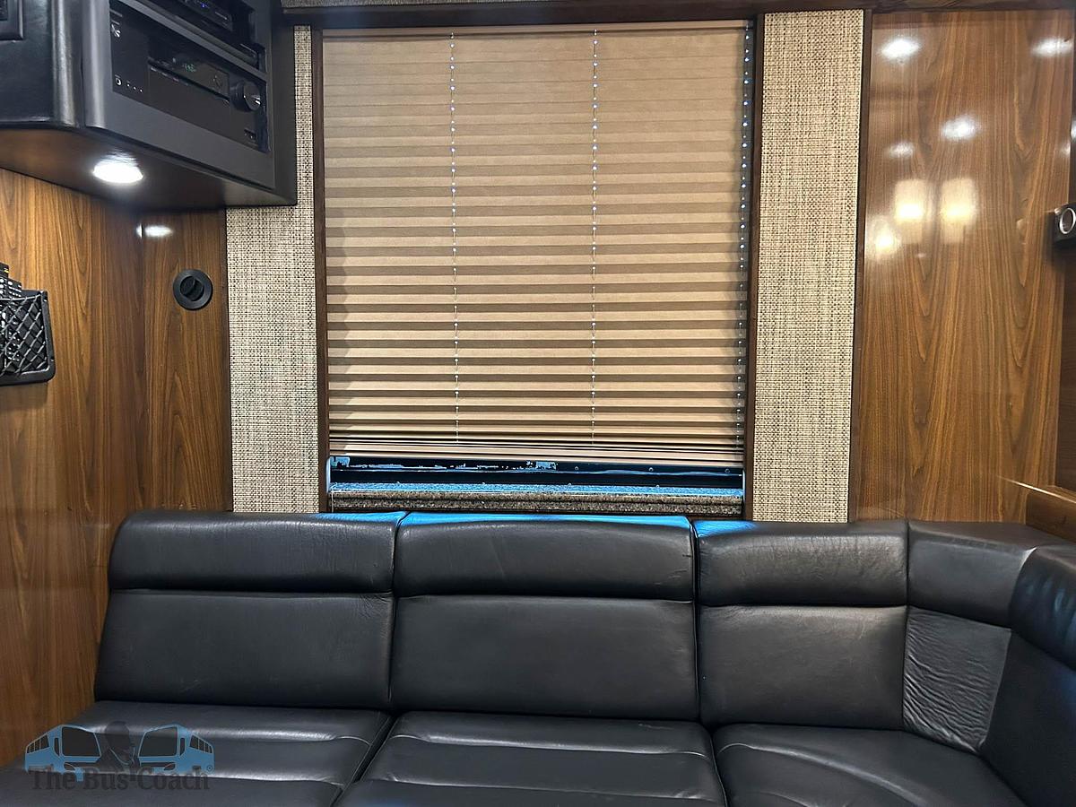 Used 2008 PREVOST XLII