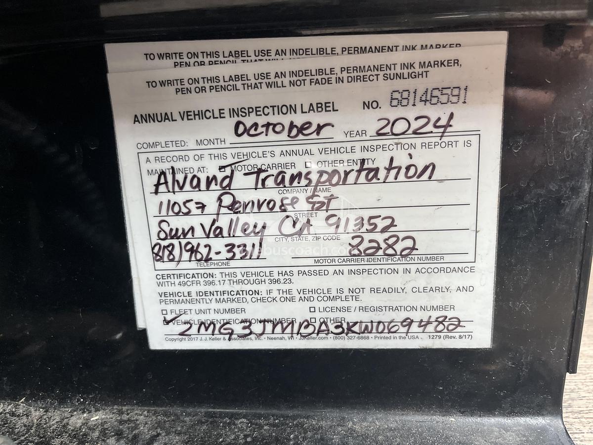 Used 2019 MCI J4500 ADA