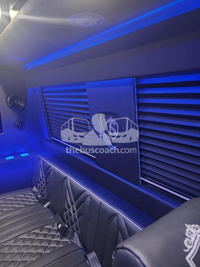 2026 Mercedes Benz 3500 Ext Family