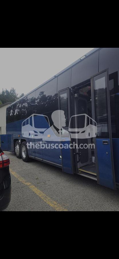 Used 2020 MCI J4500