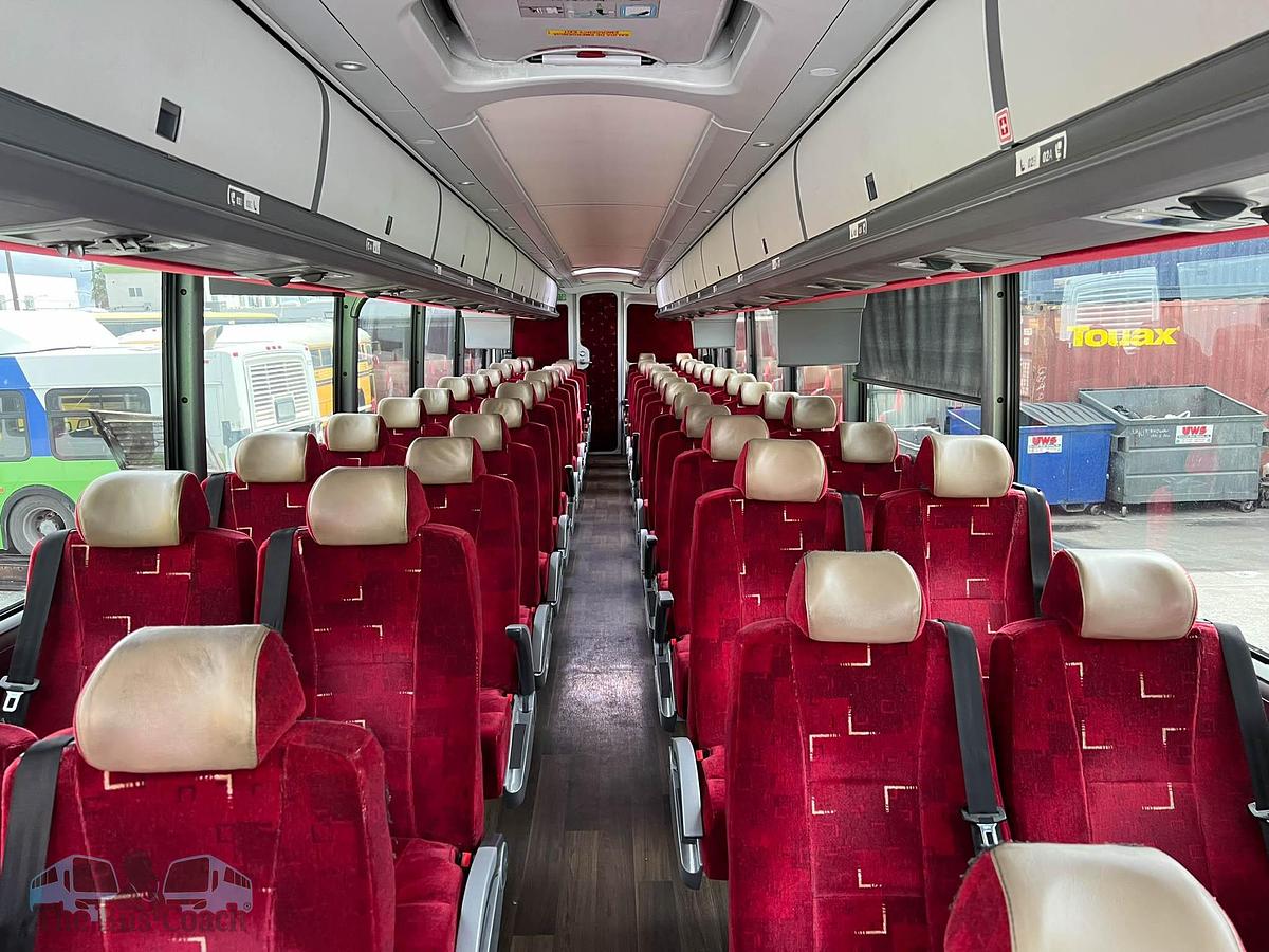 Used 2019 MCI J4500 ADA