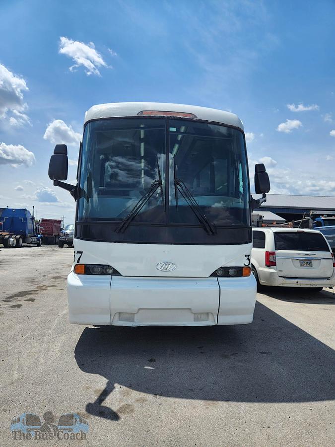 Used 2006 MCI J4500
