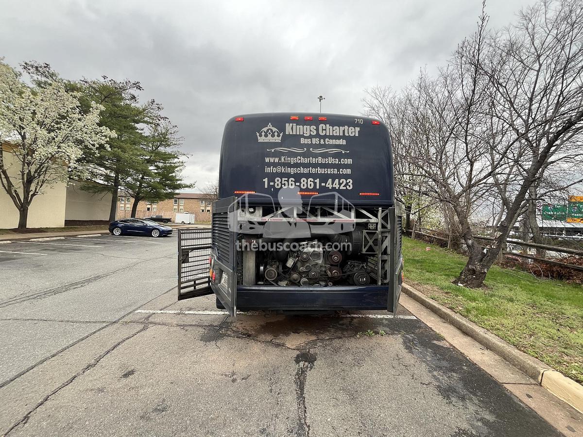 Used 2006 PREVOST X3-45