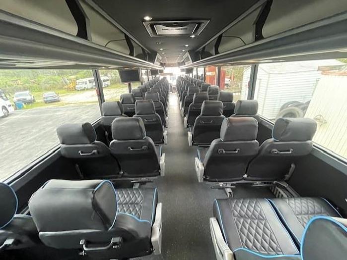 Used 2006 VAN HOOL C2045