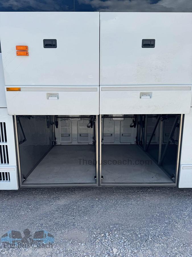 Used 2019 PREVOST H3-45