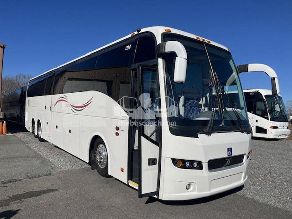 Used 2014 VOLVO 9700 ADA