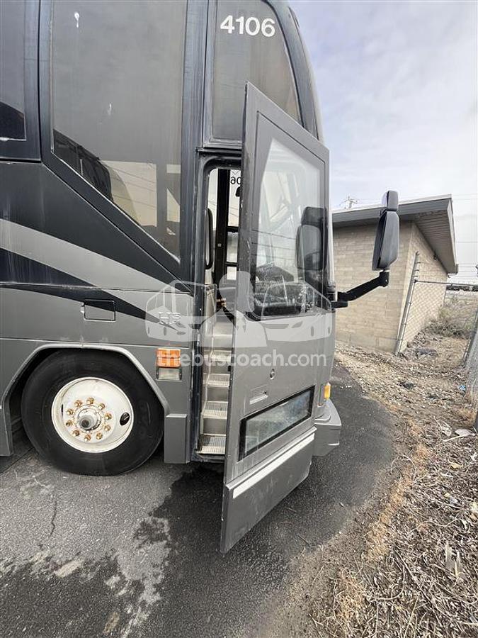 Used 1998 PREVOST H3-41