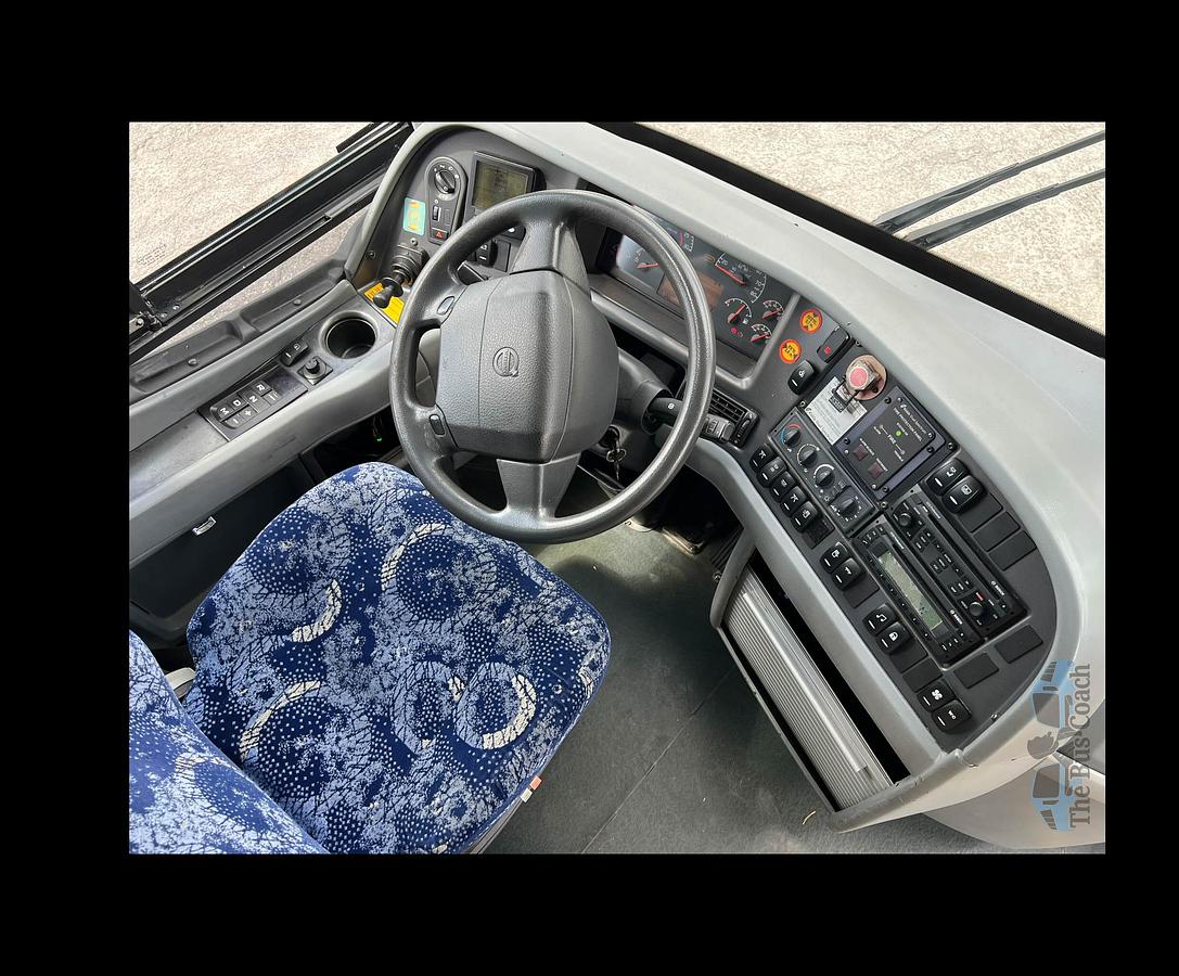 Used 2013 VOLVO 9700