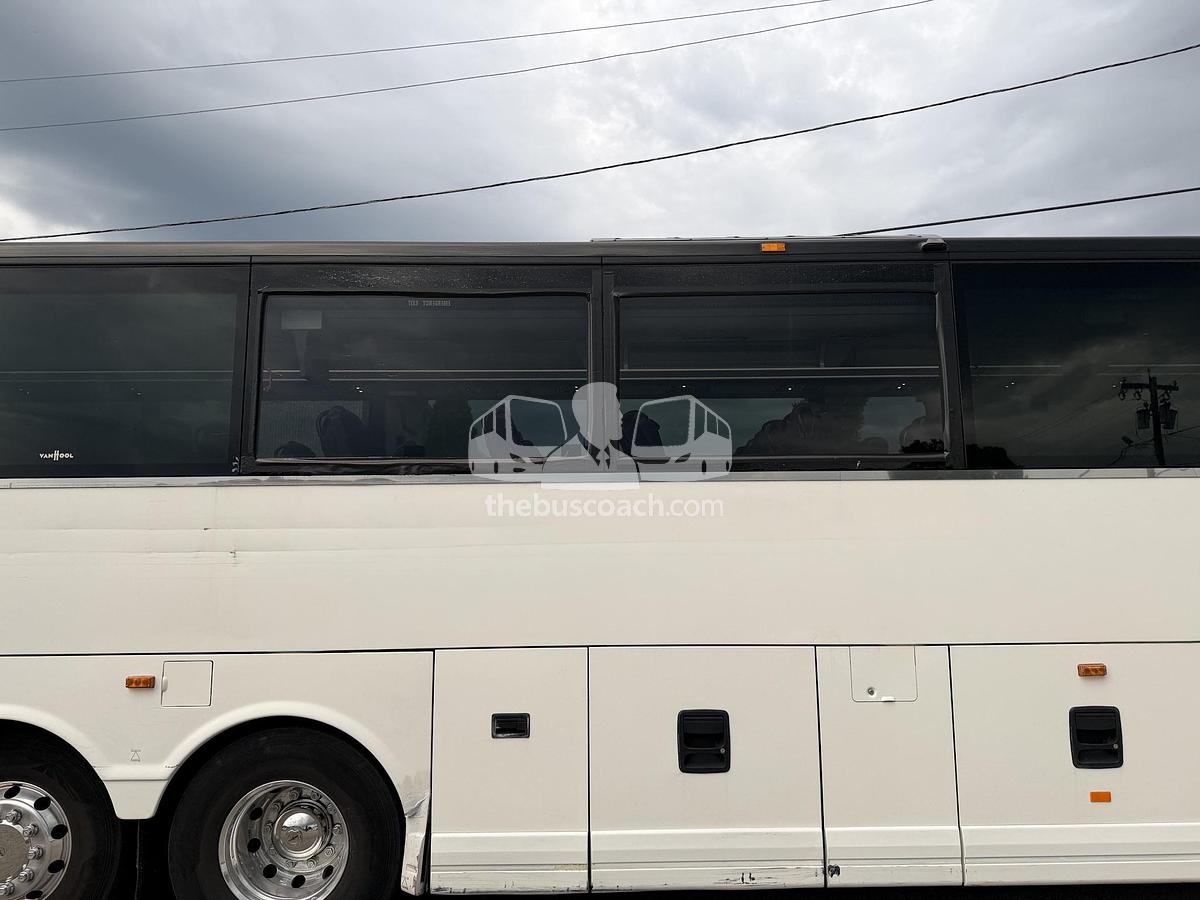 Used 2019 VAN HOOL CX45