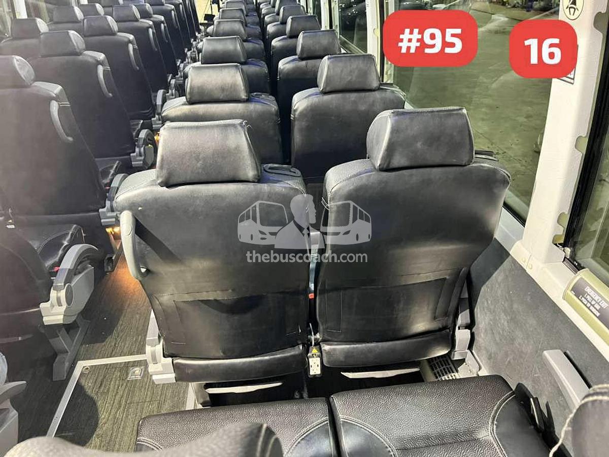 Used 2018 VOLVO 9700