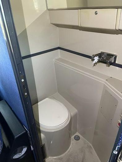 Used 2016 PREVOST H3-45