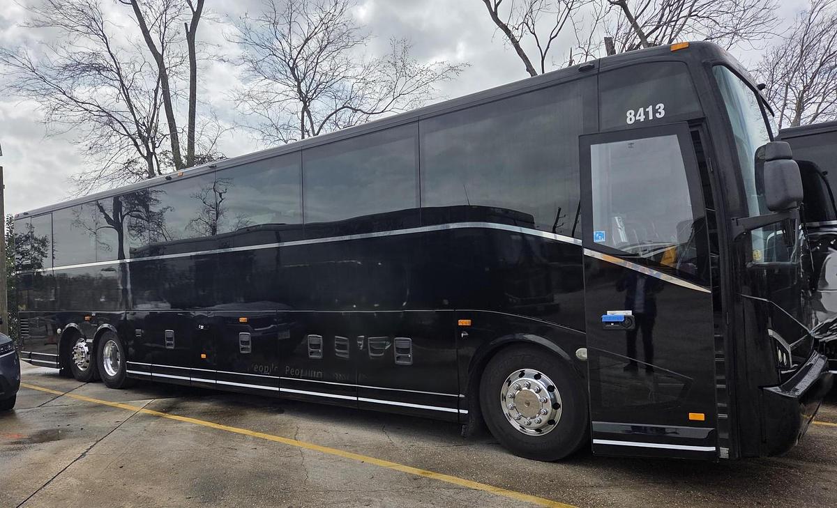 Used 2019 VAN HOOL CX45