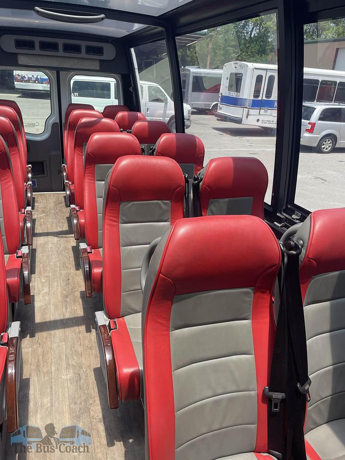 Used 2019 MERCEDES BENZ Sprinter CALECHE