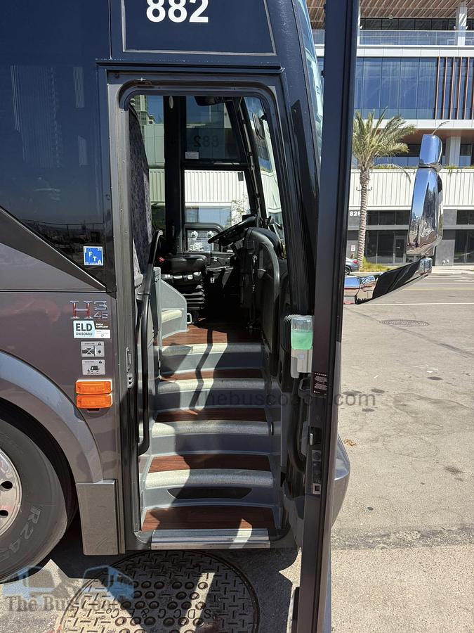 Used 2019 PREVOST H3-45