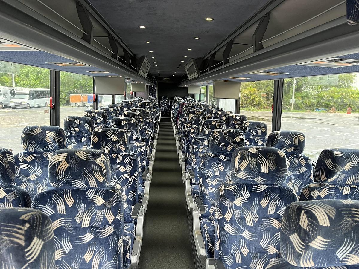 Used 2006 VAN HOOL C2045