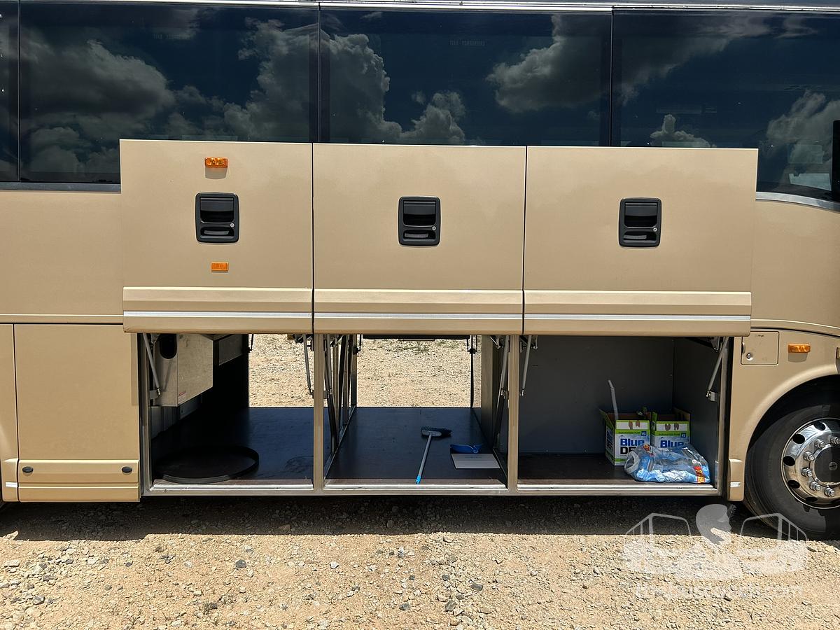 Used 2017 VAN HOOL CX35