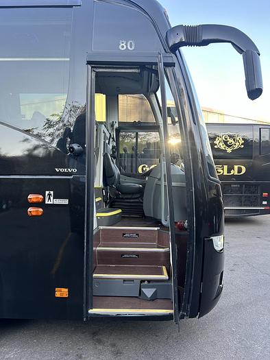 Used 2018 VOLVO 9700