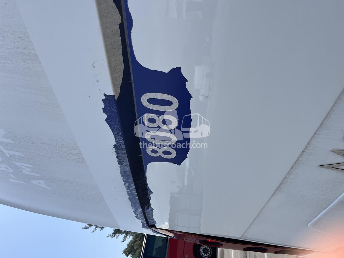 Used 2019 MCI J4500 ADA