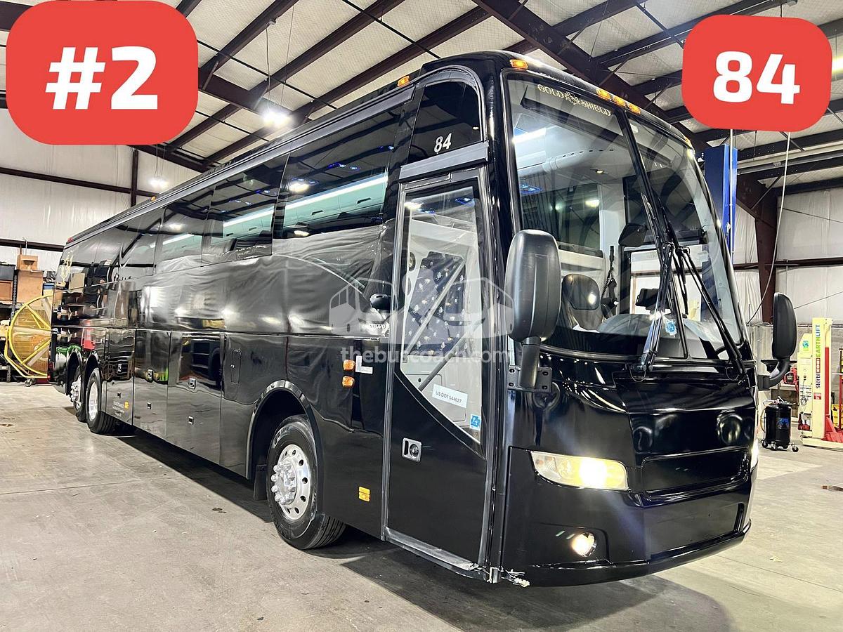Used 2017 VOLVO 9700