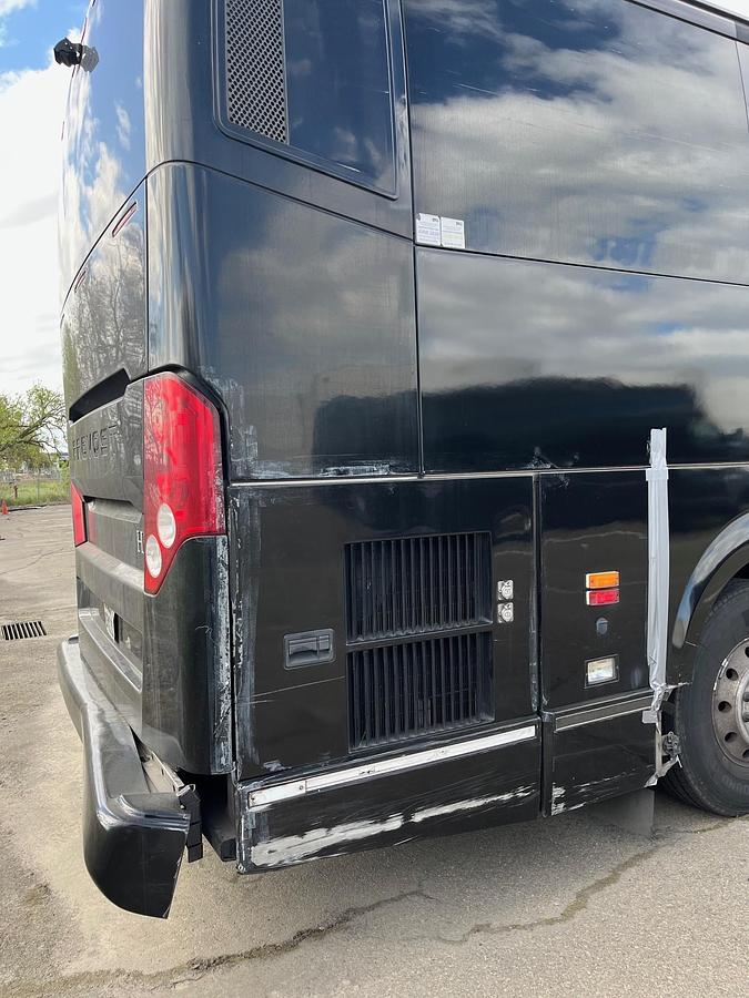 Used 2016 PREVOST H3-45 ADA