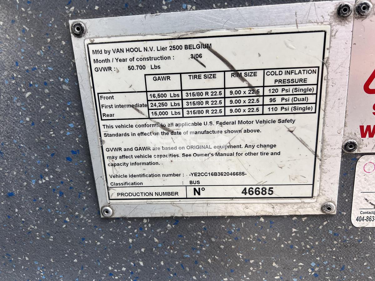 Used 2006 VAN HOOL C2045