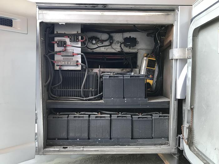 Used 2006 MCI E4500 Conv