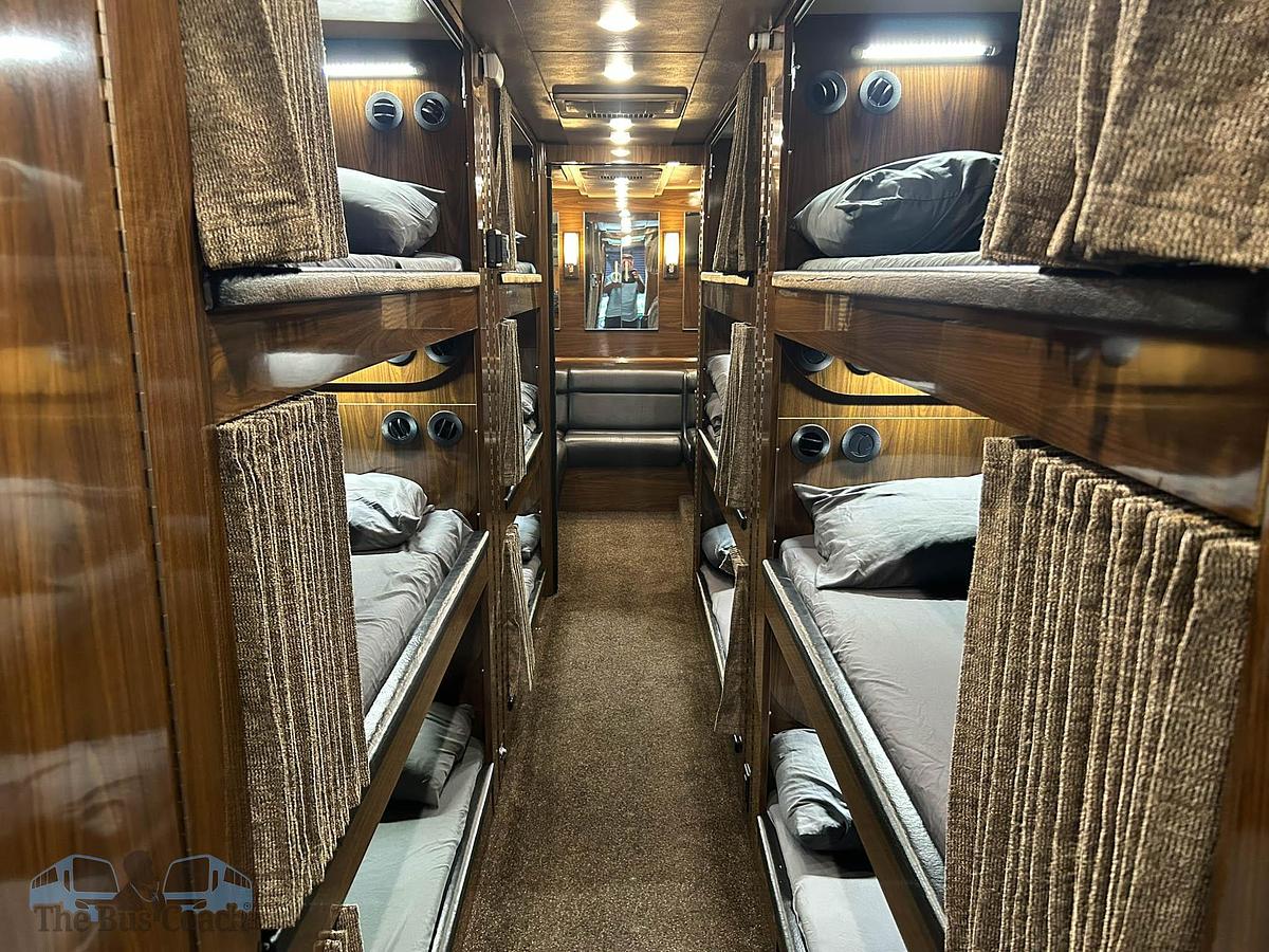Used 2008 PREVOST XLII