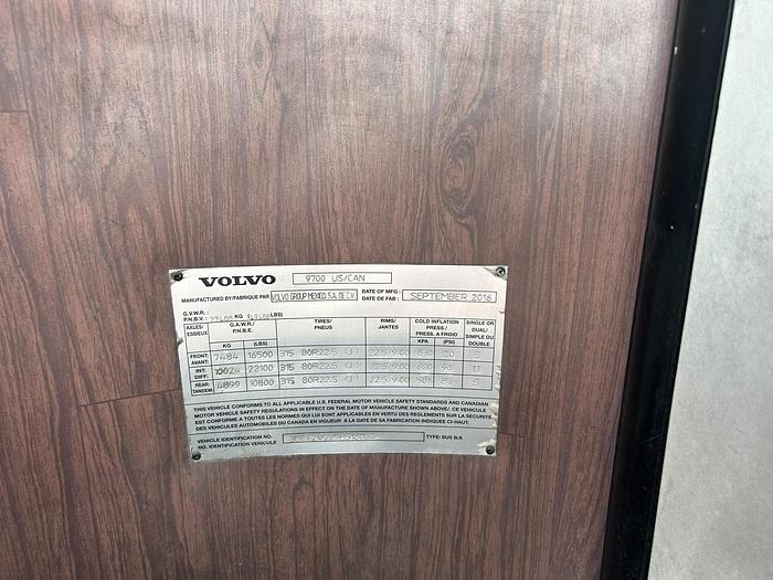 Used 2017 VOLVO 9700