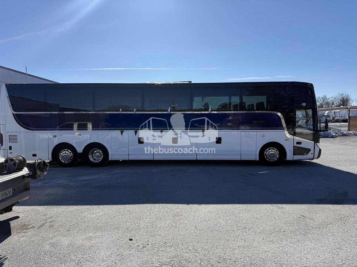 Used 2017 VAN HOOL TX45