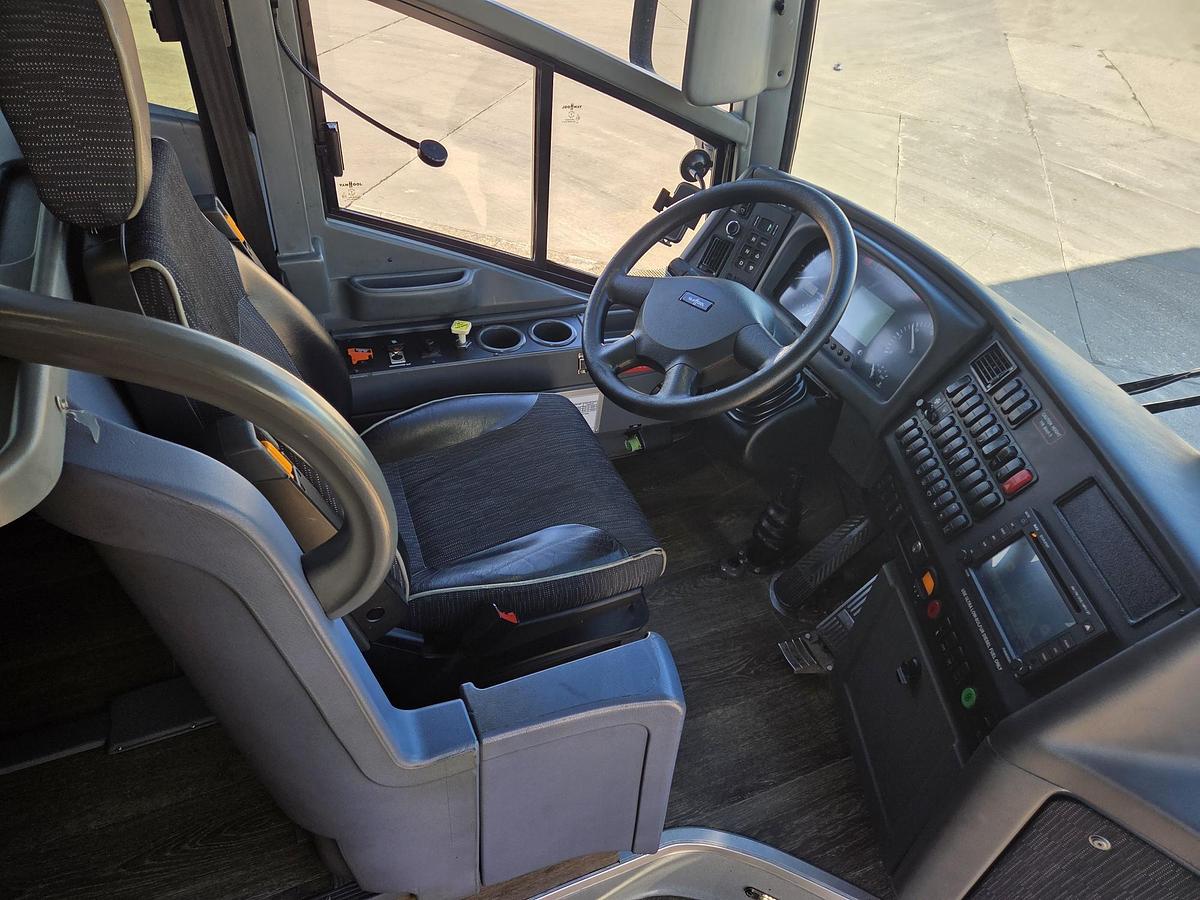 Used 2020 VAN HOOL CX45