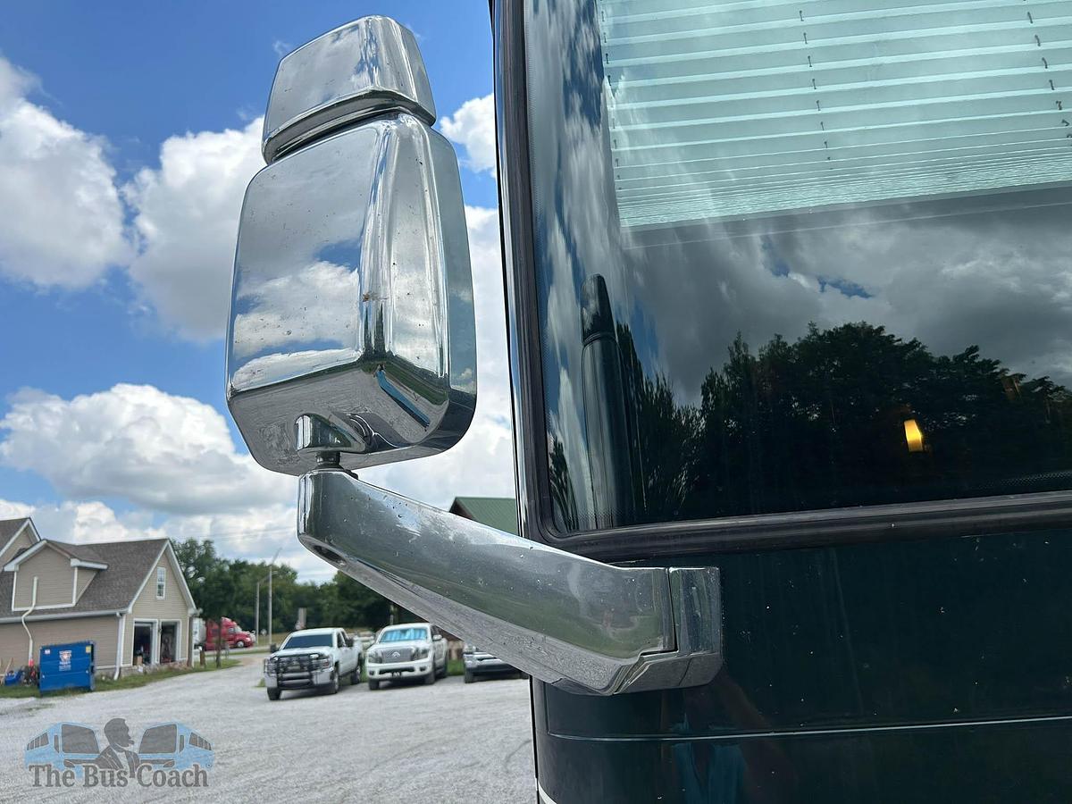 Used 2008 PREVOST XLII