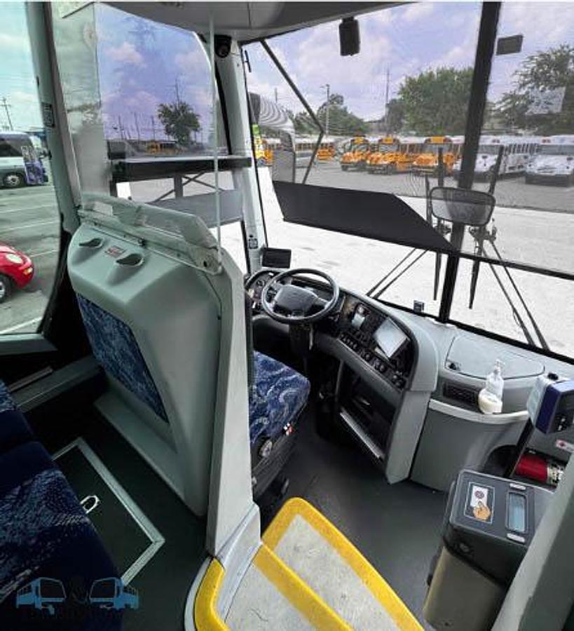 Used 2014 VOLVO 9700